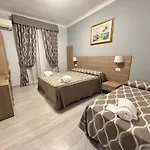 Hc Accomodation Corallo Rome